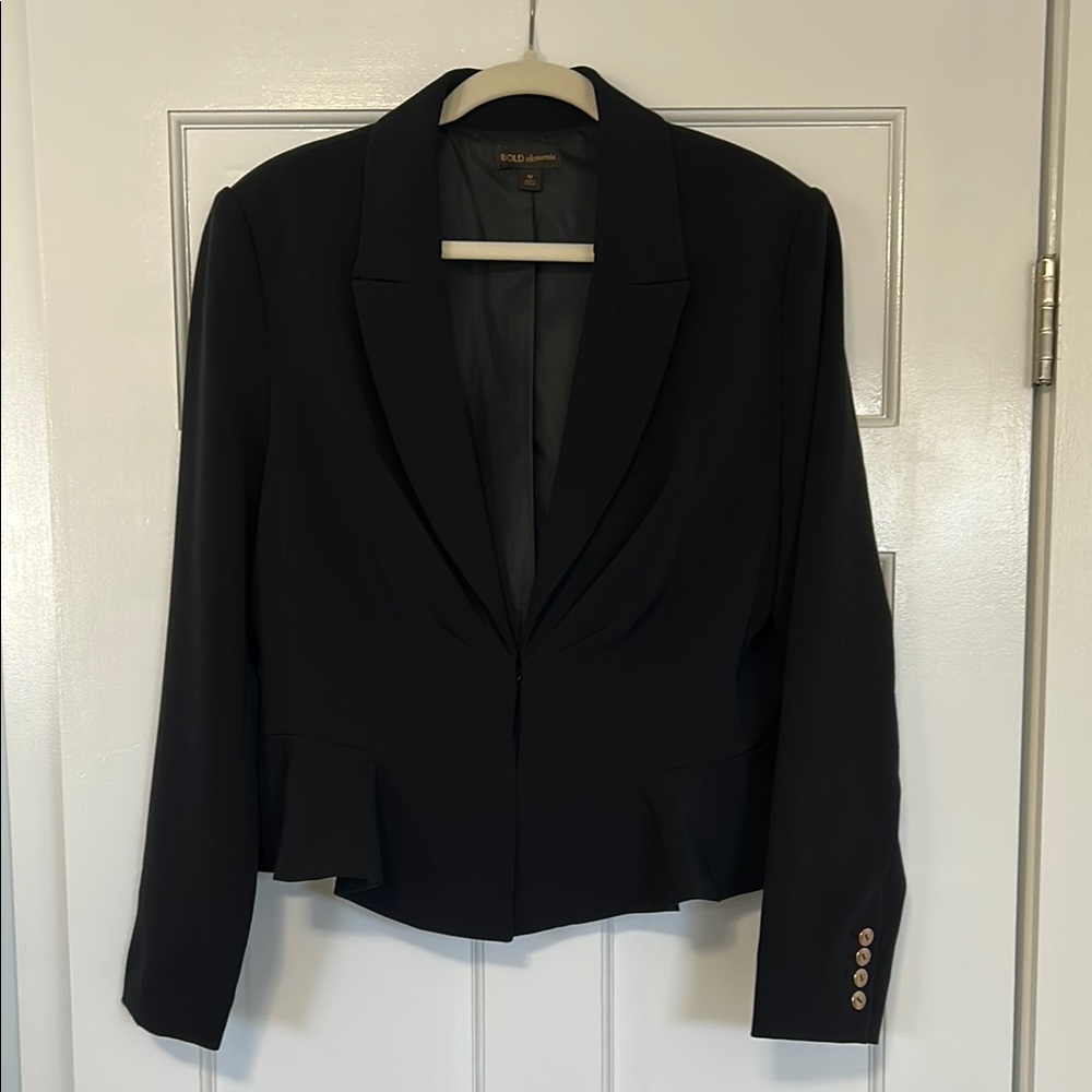 BOLD Elements Black Blazer 
Size 12
Business Comfort Dressy